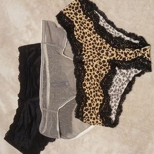 LACE PANTY SET